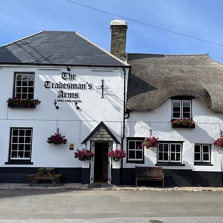 The Tradesmans Arms Bed & Breakfast Kingsbridge  Exterior photo