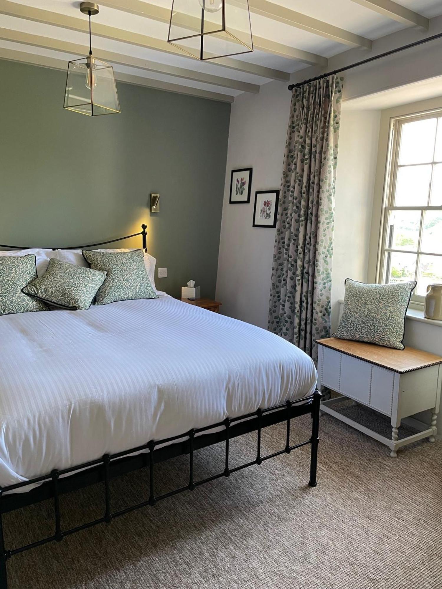 The Tradesmans Arms Bed & Breakfast Kingsbridge  Exterior photo