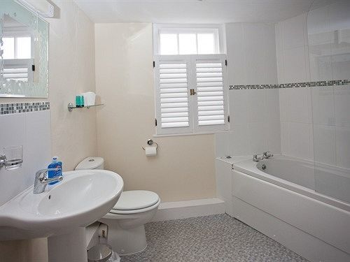 The Tradesmans Arms Bed & Breakfast Kingsbridge  Exterior photo